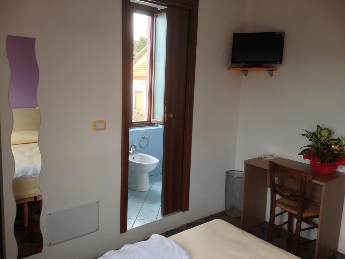 B&B L'Alba Gagliato Rum bild